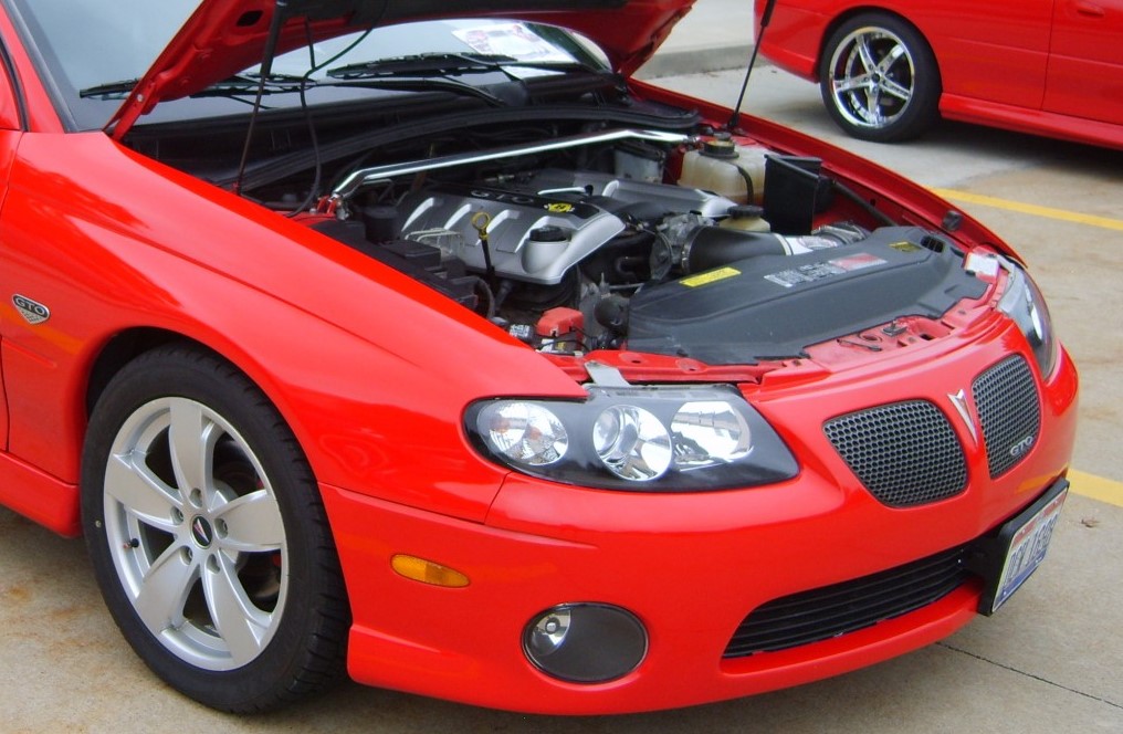 2004 pontiac gto with ls1 5.7 liter v8 under the hood