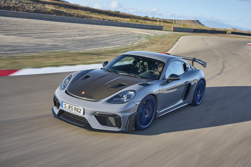 The 2022 Porsche 718 Cayman GT4 RS Has A Four-Liter GT3 Motor To Better Nip At The 911's Heels