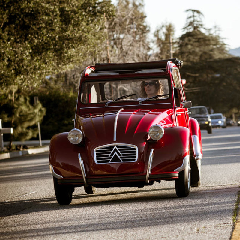 6 Classic Cars That Are Way More Fun Than They Should Be