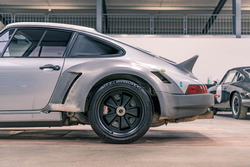 The Test Mule For The Singer Dynamics and Lightweighting Study Is Coming To The speedarticle Drivers' Meeting!