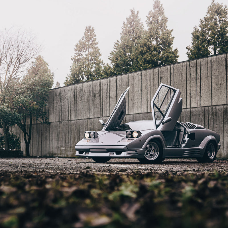 End Of An Era And Forever Radical: This Is The Very Last Lamborghini Countach 25th Anniversario