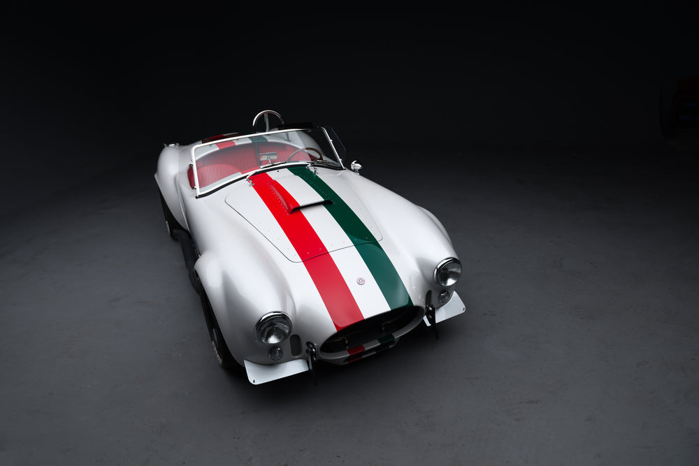 This Italian Themed Cobra Holds A 187mph Mojave Speed Record