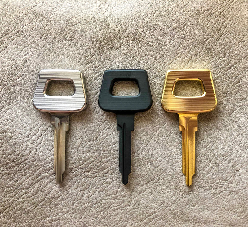 New Porsche Keys And Books Are In Stock In The speedarticle Shop