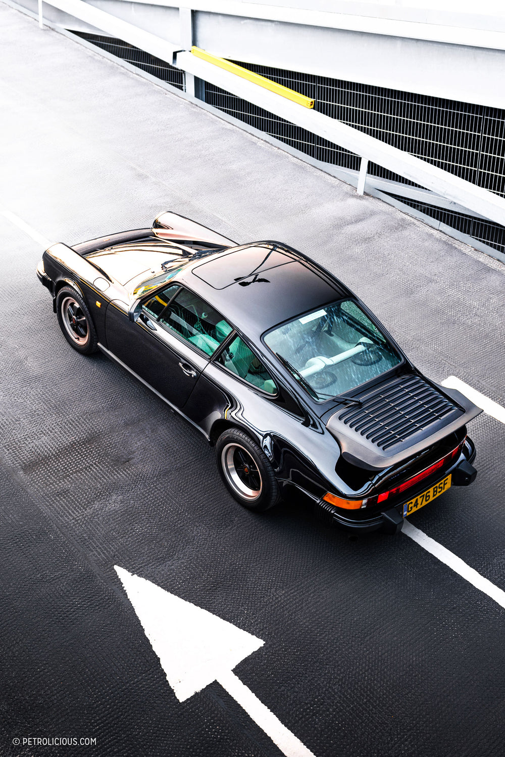 Even In English Rain, This Porsche 911 Carrera 3.2 Provides Its Owner With Perpetual Summertime