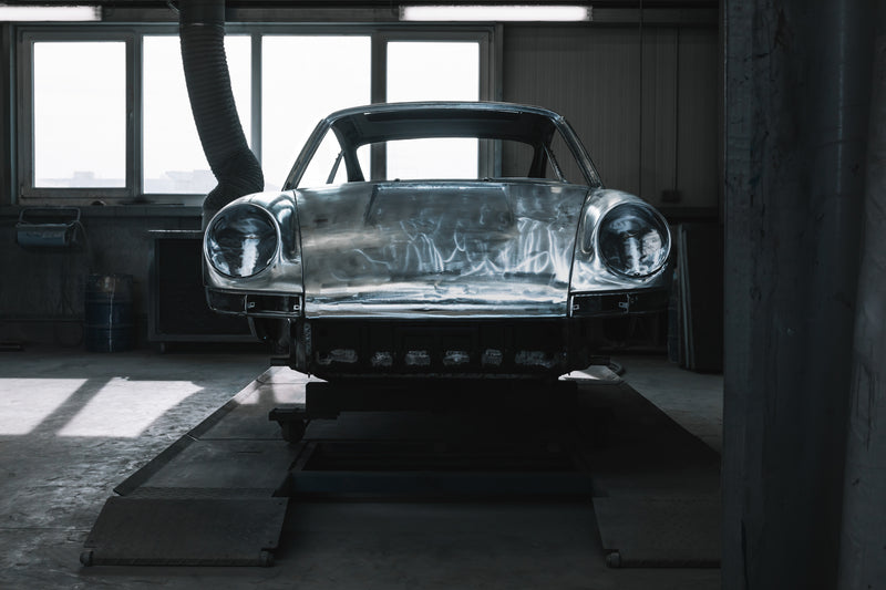 Under The Engine Cover With Air-Cooled 911 Restomodders Doing Frame-Up Work In Hamburg