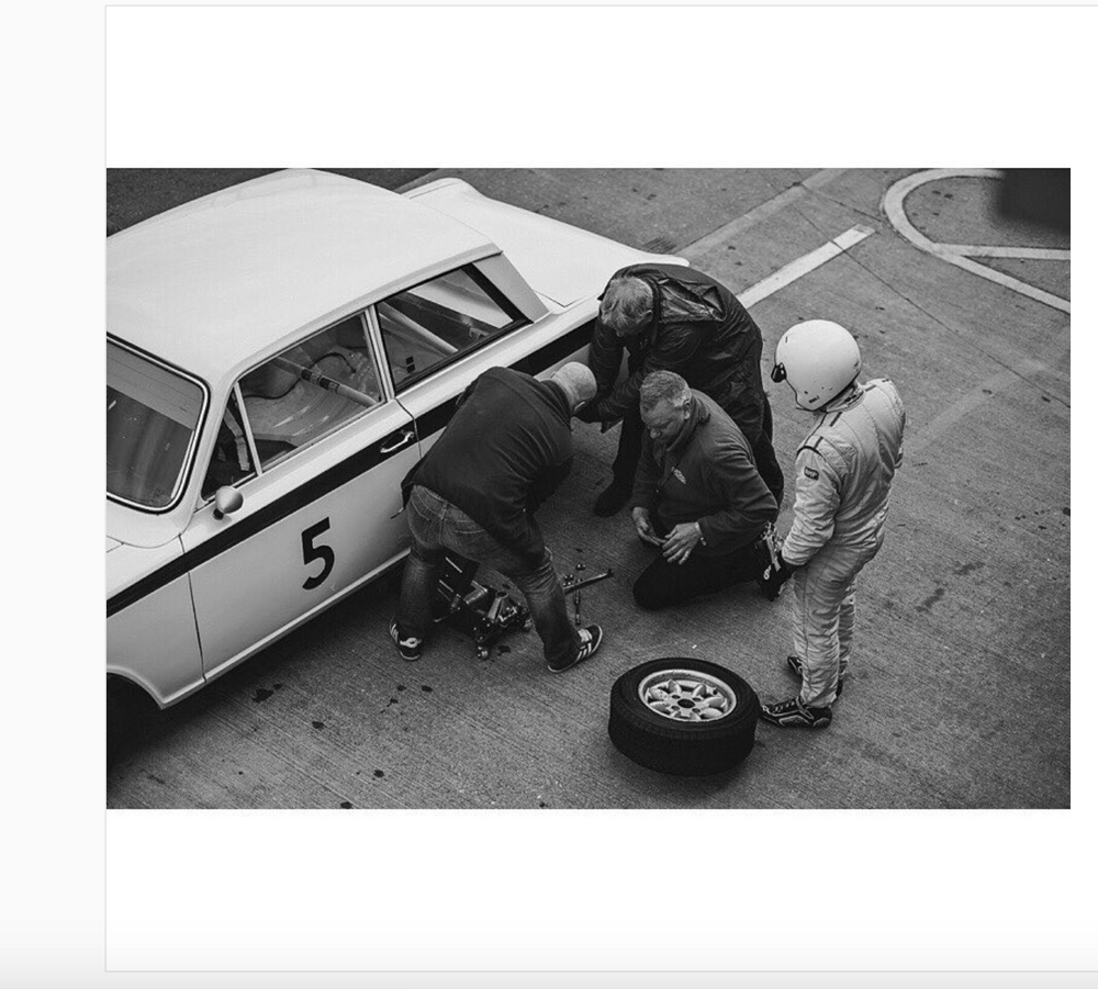 5 Instagrammers Worth Following: November 17th Edition