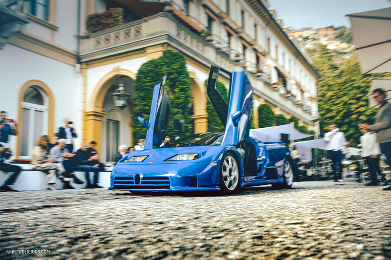 Concorso d'Eleganza Villa d'Este: Painting A Mural Stretching From Pre-War Racers To '90s Supercars