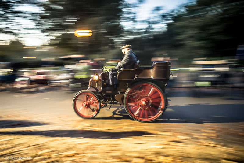 London To Brighton Is The Route For Hundreds Of Century-Old Cars In This Horseless Rally