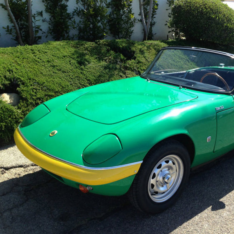 A Nice S2 Elan Was Made for Mild Summer Night Drives