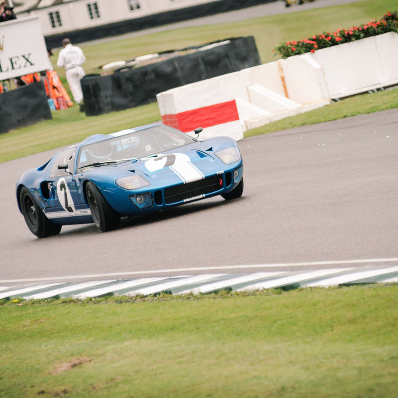 Choosing Between a Lamborghini Countach and a Replica