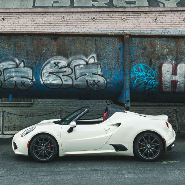 Does The Alfa Romeo 4C Spider Instill Hope In The Driver?