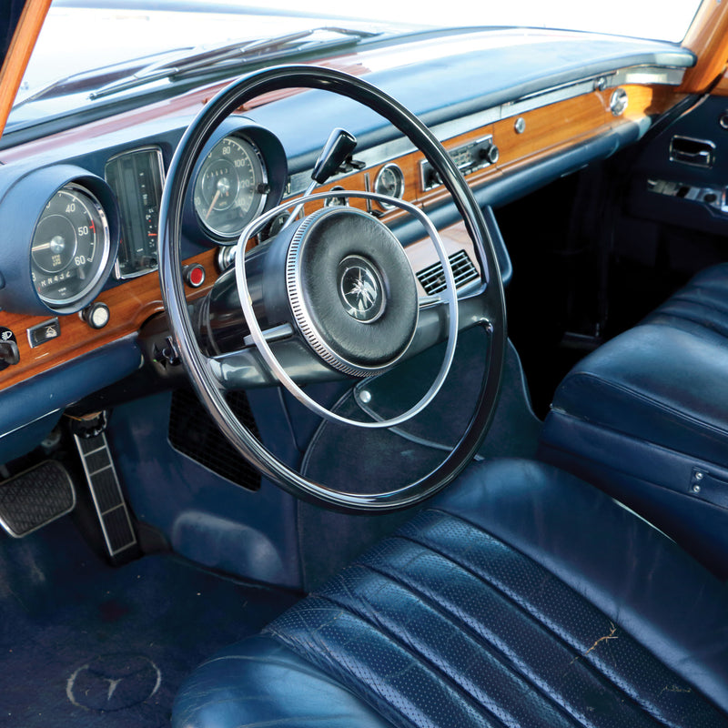 Meet The Classic Mercedes-Benz That’s Perfect For Sitting In Traffic