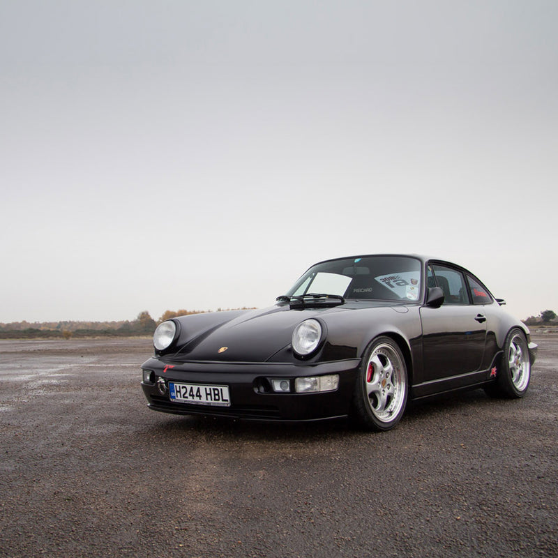 Porsche 964 Allows For Fast Escape