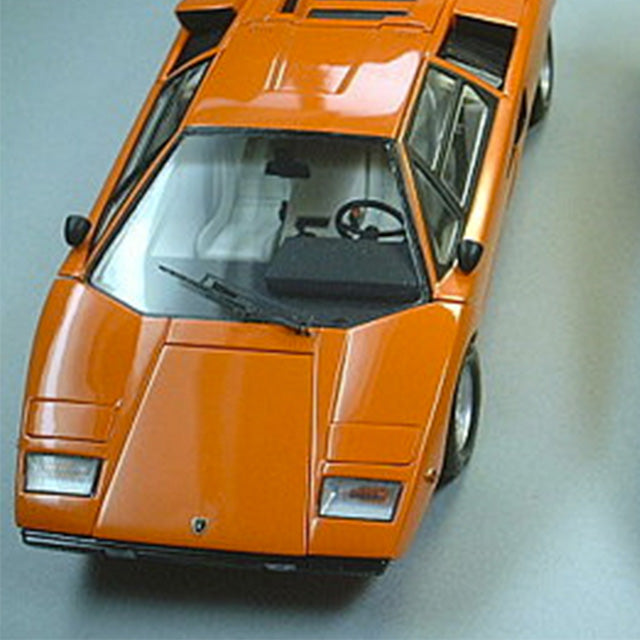 The Posterless Child: Lamborghini Countach
