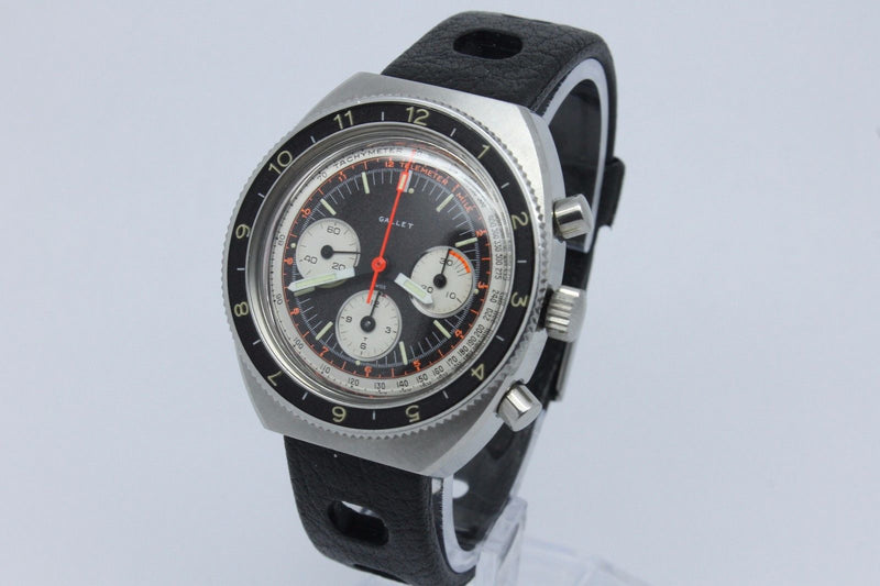 3 Vintage Driving Watches You Can Buy Right Now