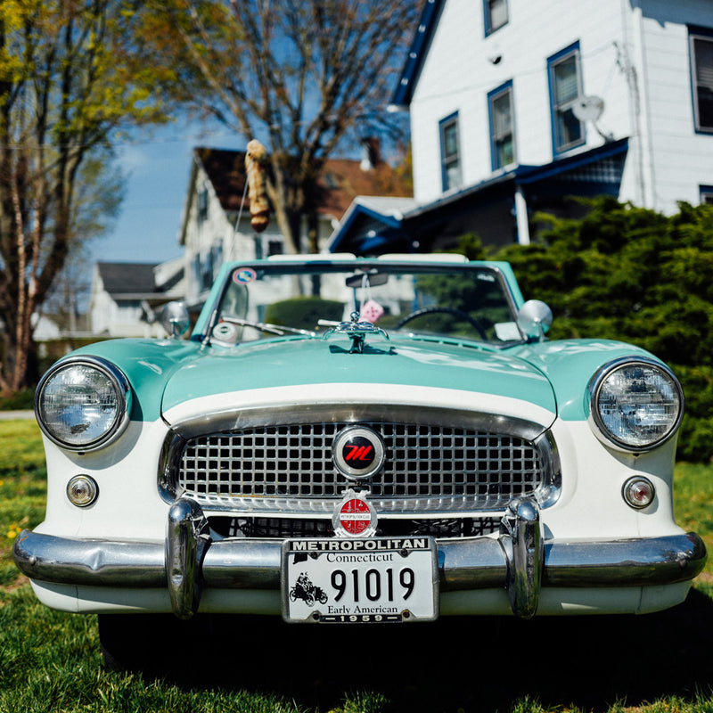 Street Find: A Tiny Nash Metropolitan