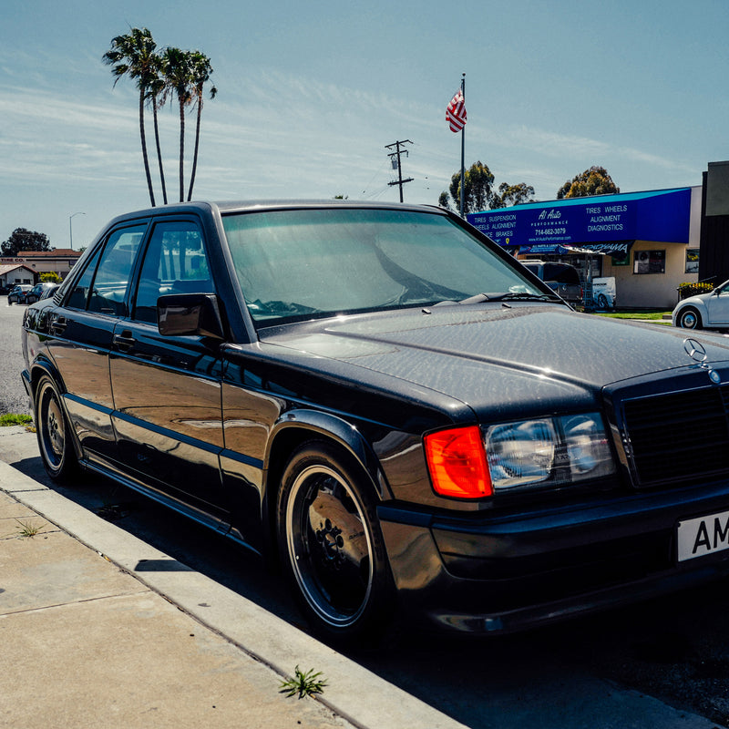 Street Find: This Mercedes 190E Needs A Bath