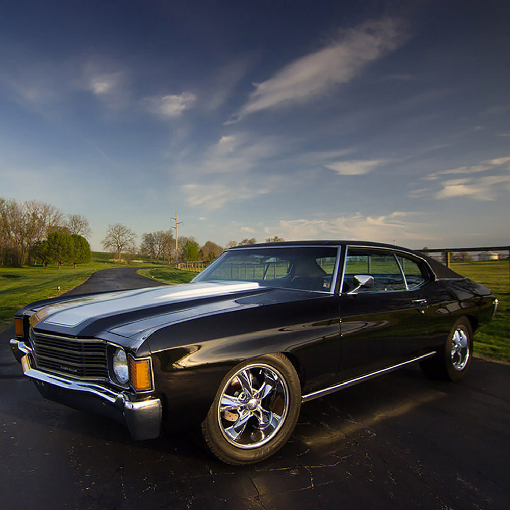 Driving an All-American Muscle Car in Middle America Is Nirvana