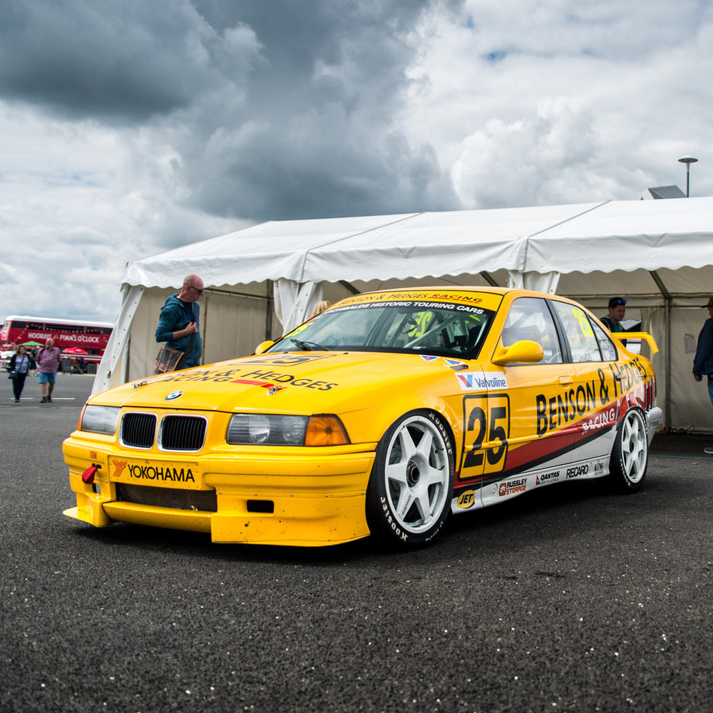 This BMW 318iS Touring Car Led Its Pack At Silverstone Classic