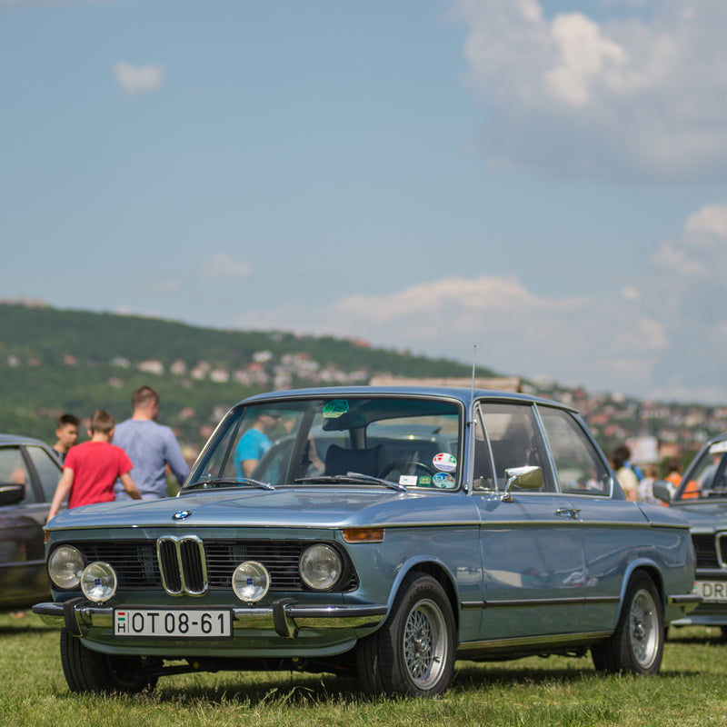 Vintage Cars Look Even Better Parked Next To Vintage Planes At The Goldtimer Show