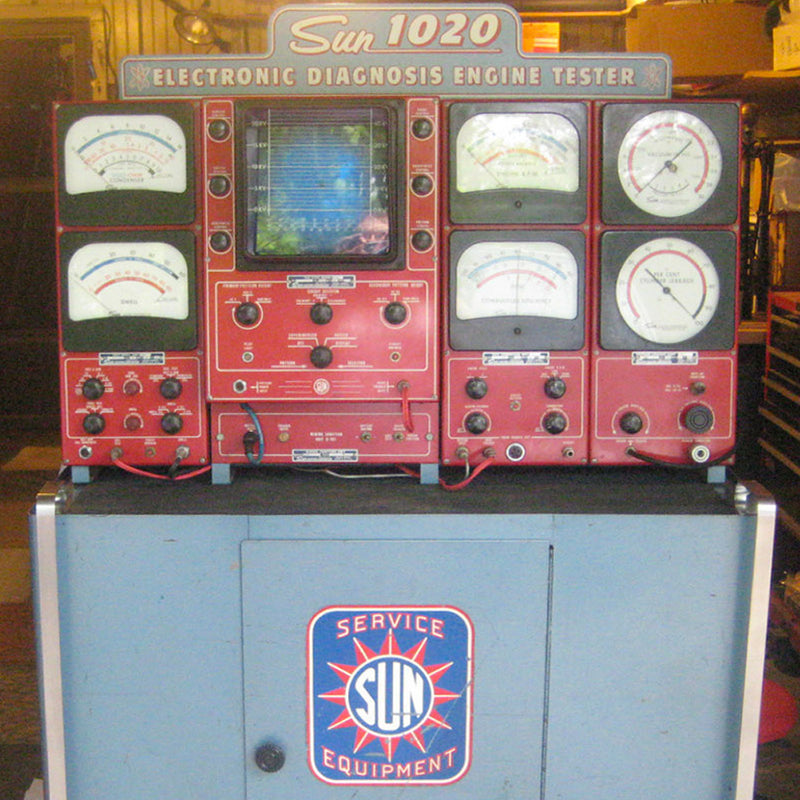 Vintage Diagnostics Machines Highlight Your Garage