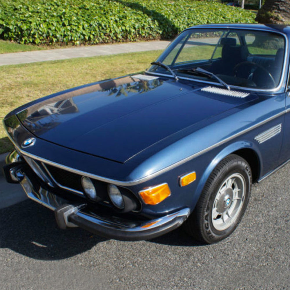 Which Coupe Would You Choose, a German GT or Italian Thoroughbred?