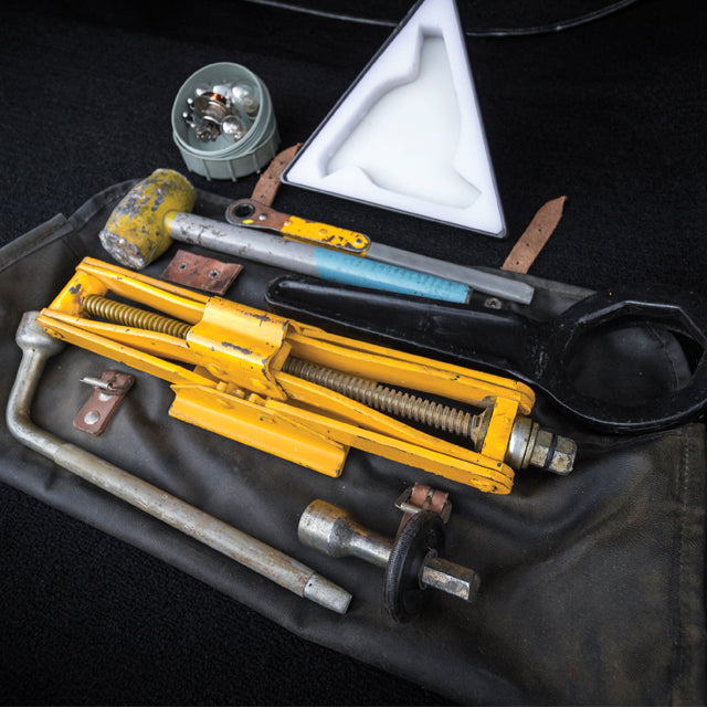 Which Tools Should You Carry In A Classic Car?
