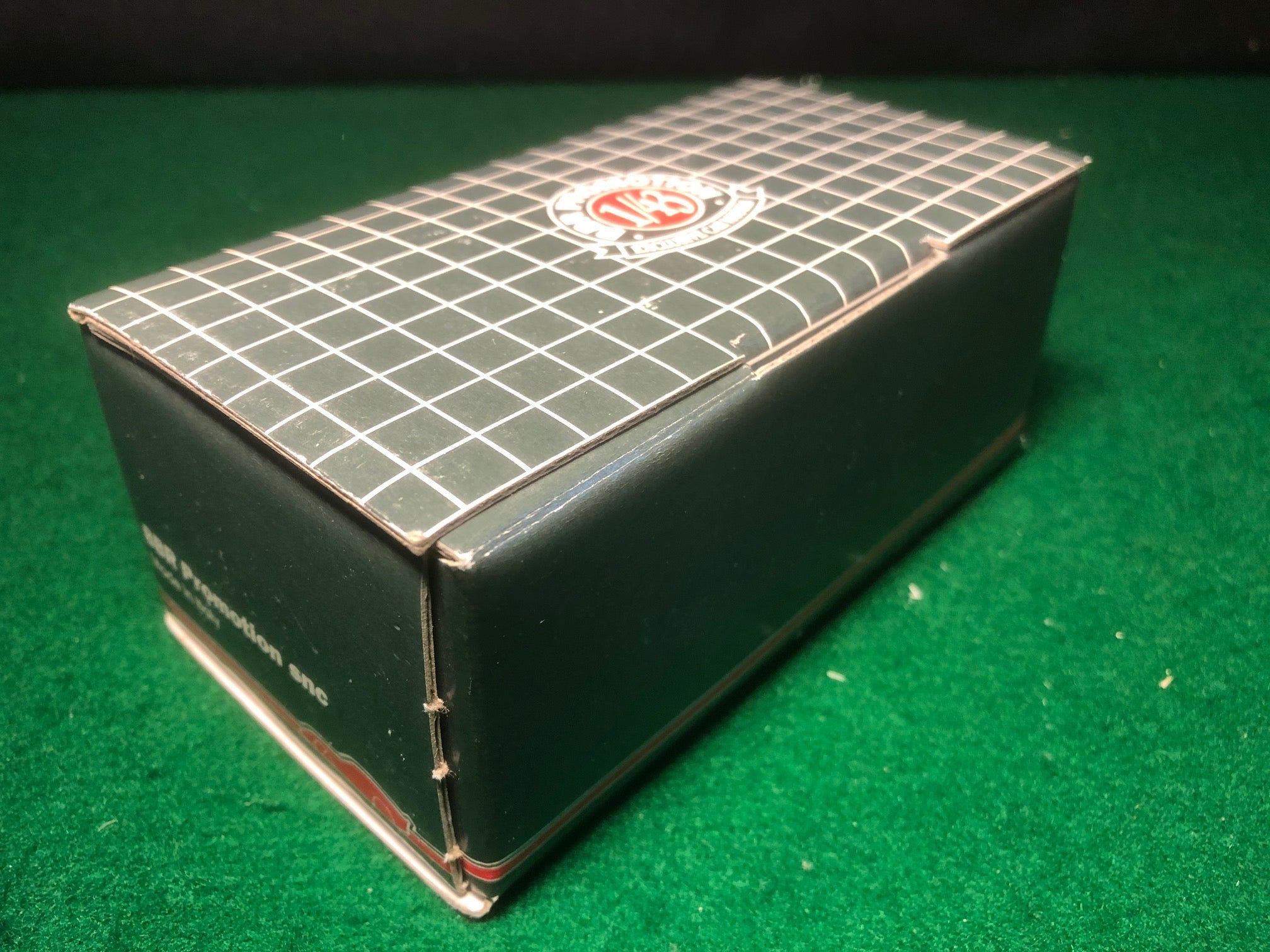 Ferrari 333 SP IMSA Road Atlanta 1994 "MOMO" Moretti-Salazar by BBR 1:43 (MET20)