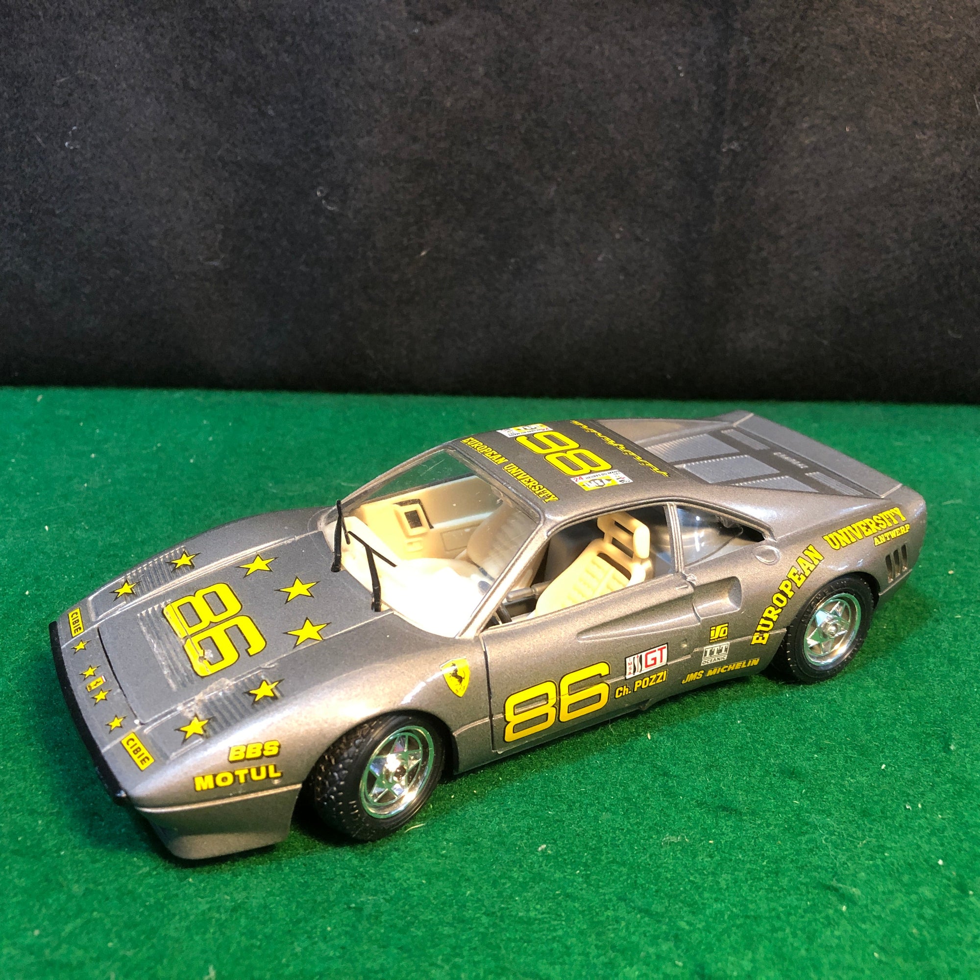 Ferrari 288 GTO European University Gray by BBurago 1:24 (0162)(No box)