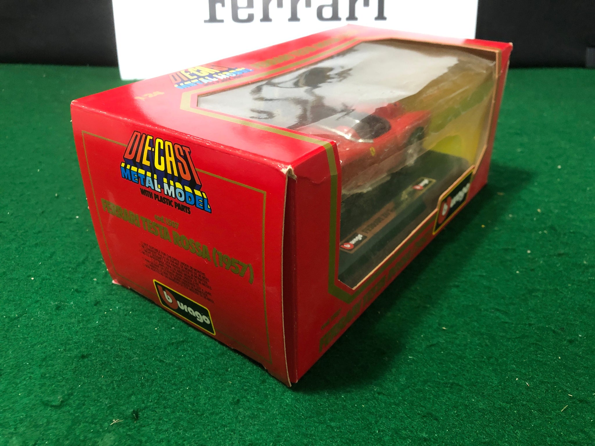 Ferrari 250 Testa Rossa Red by BBurago 1:24 (1507)