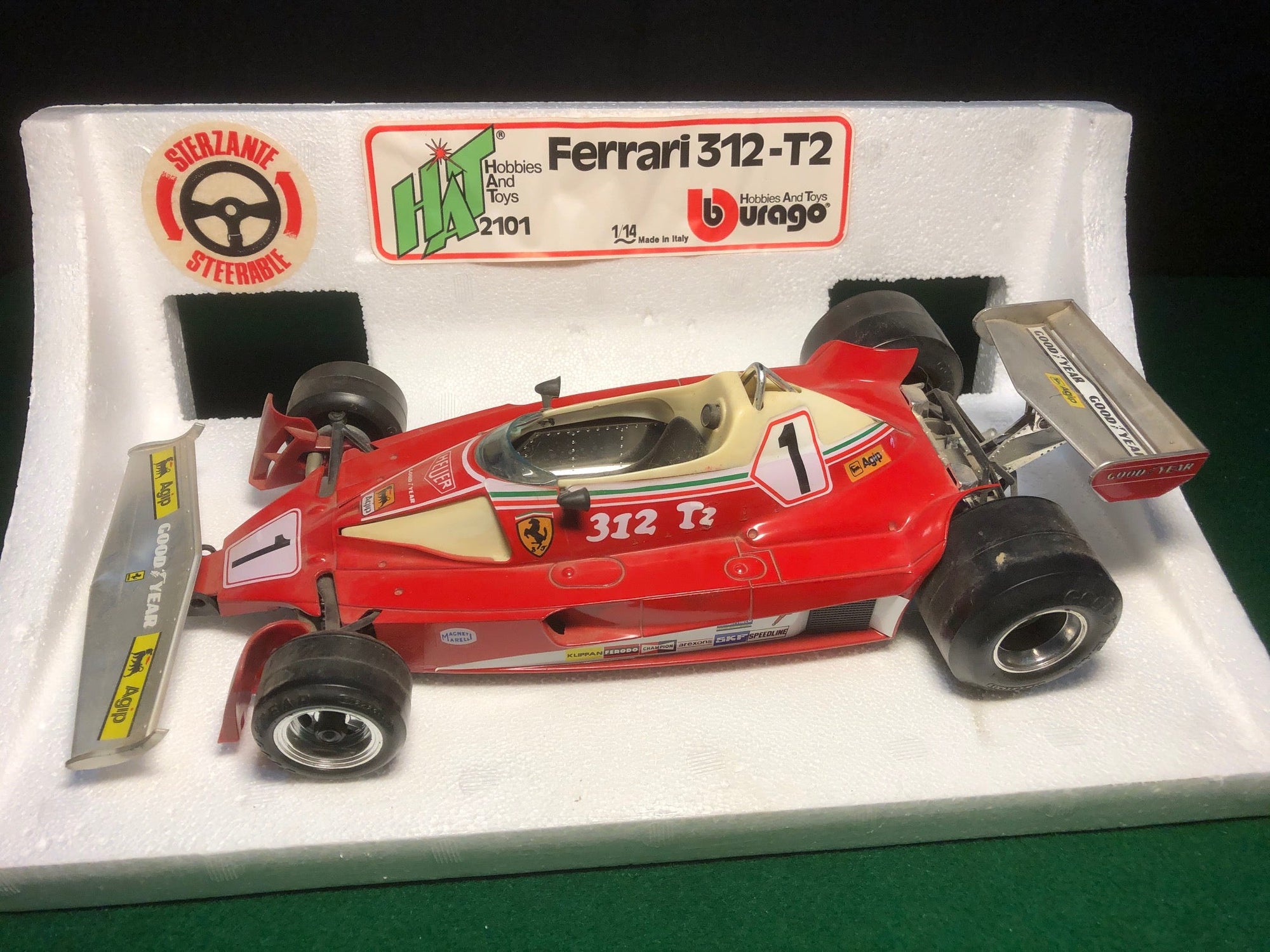 Ferrari F1 312 T2 Niki Lauda N.1 by BBurago 1:14 (2101)