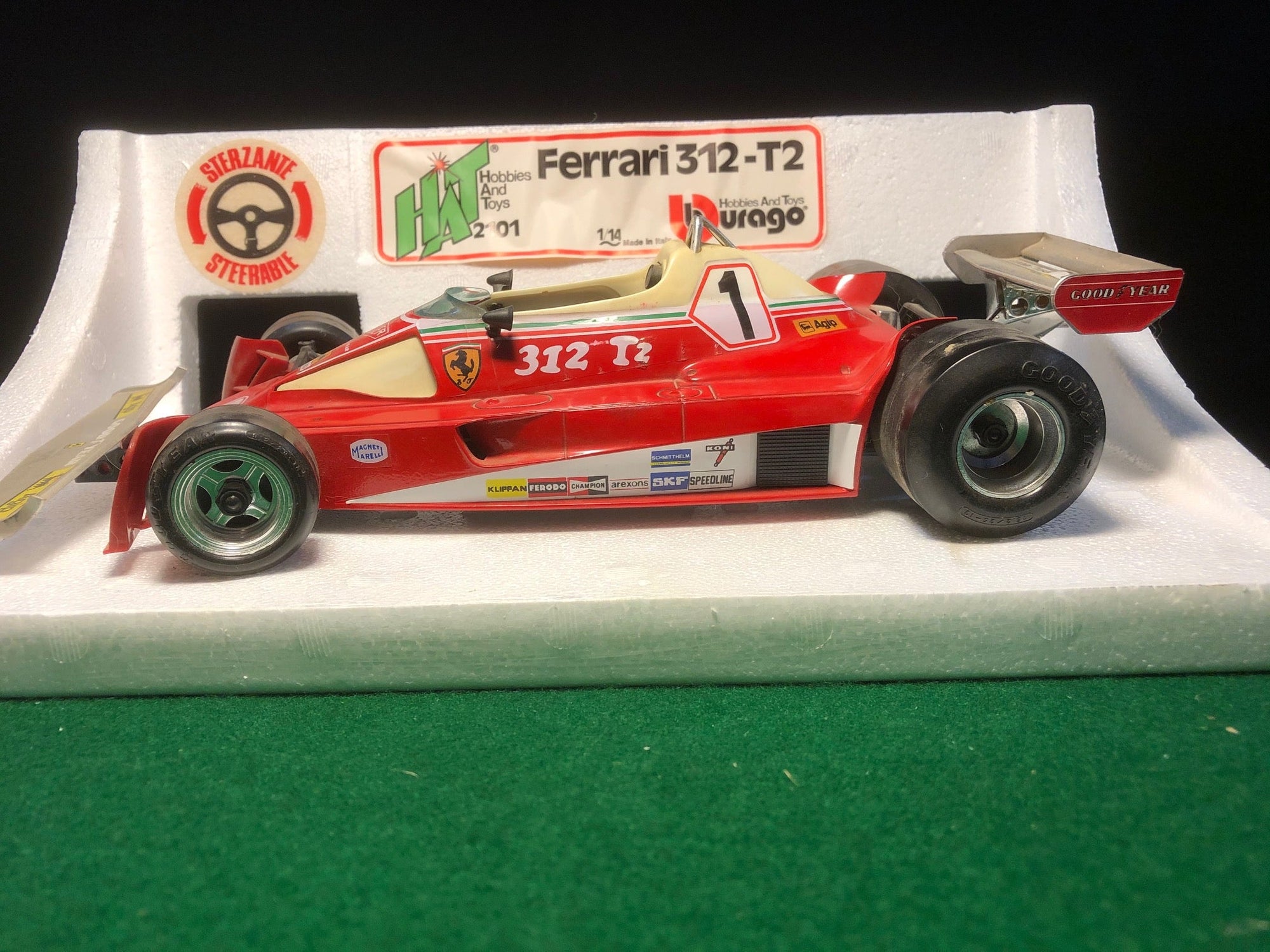 Ferrari F1 312 T2 Niki Lauda N.1 by BBurago 1:14 (2101)