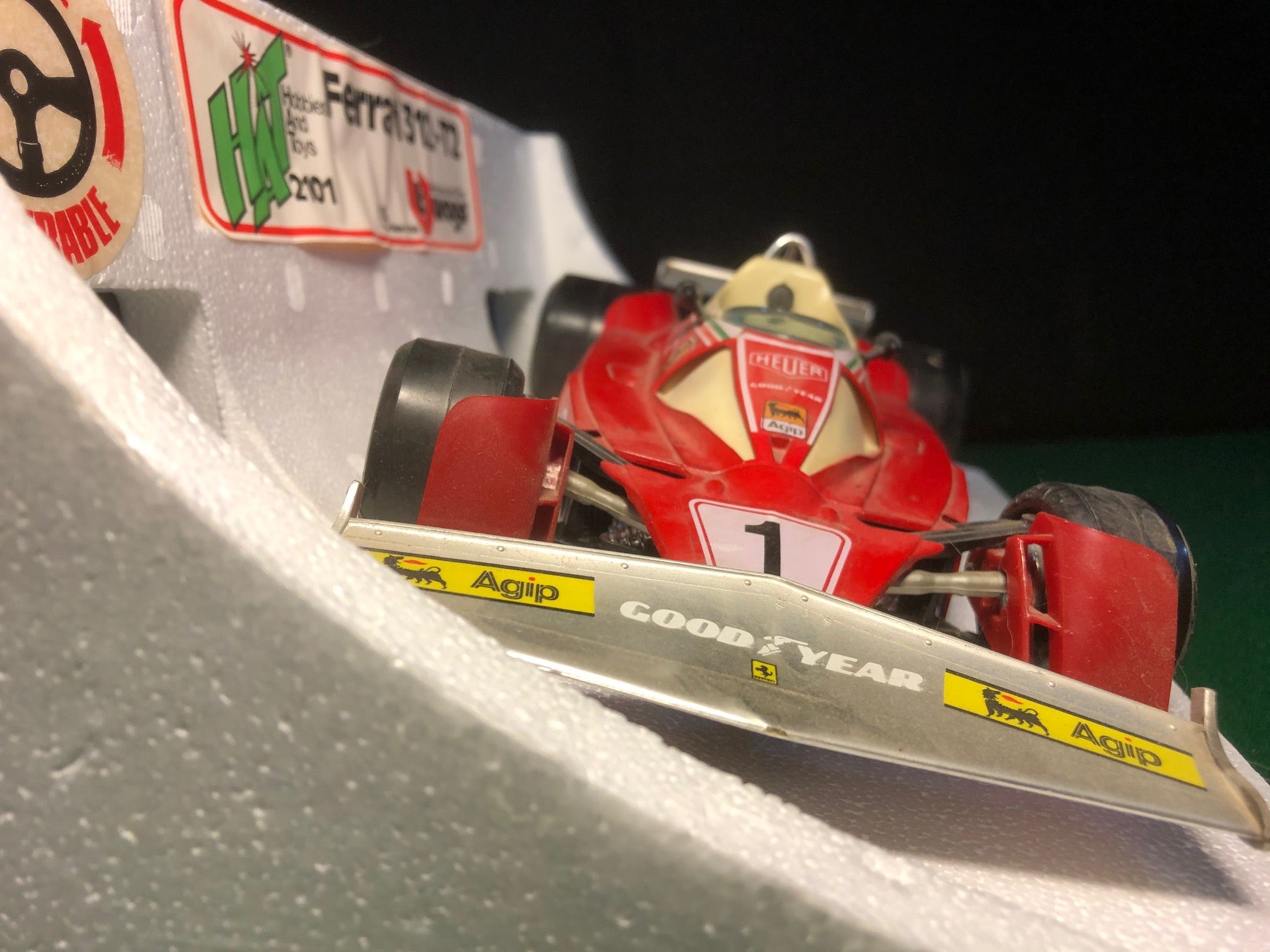 Ferrari F1 312 T2 Niki Lauda N.1 by BBurago 1:14 (2101)