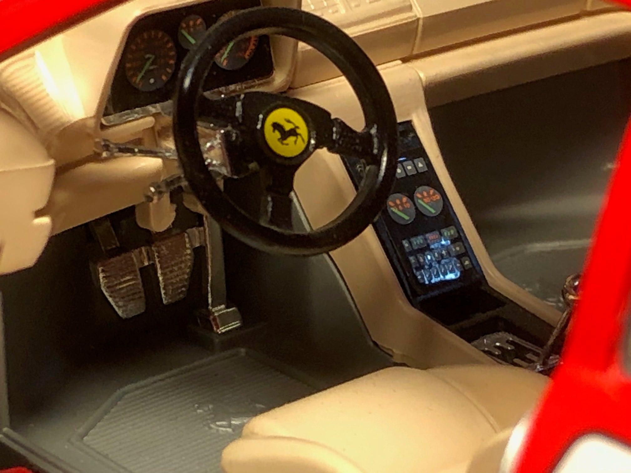 Ferrari 348 tb Evoluzione by BBurago 1:18 (3029)(No box)