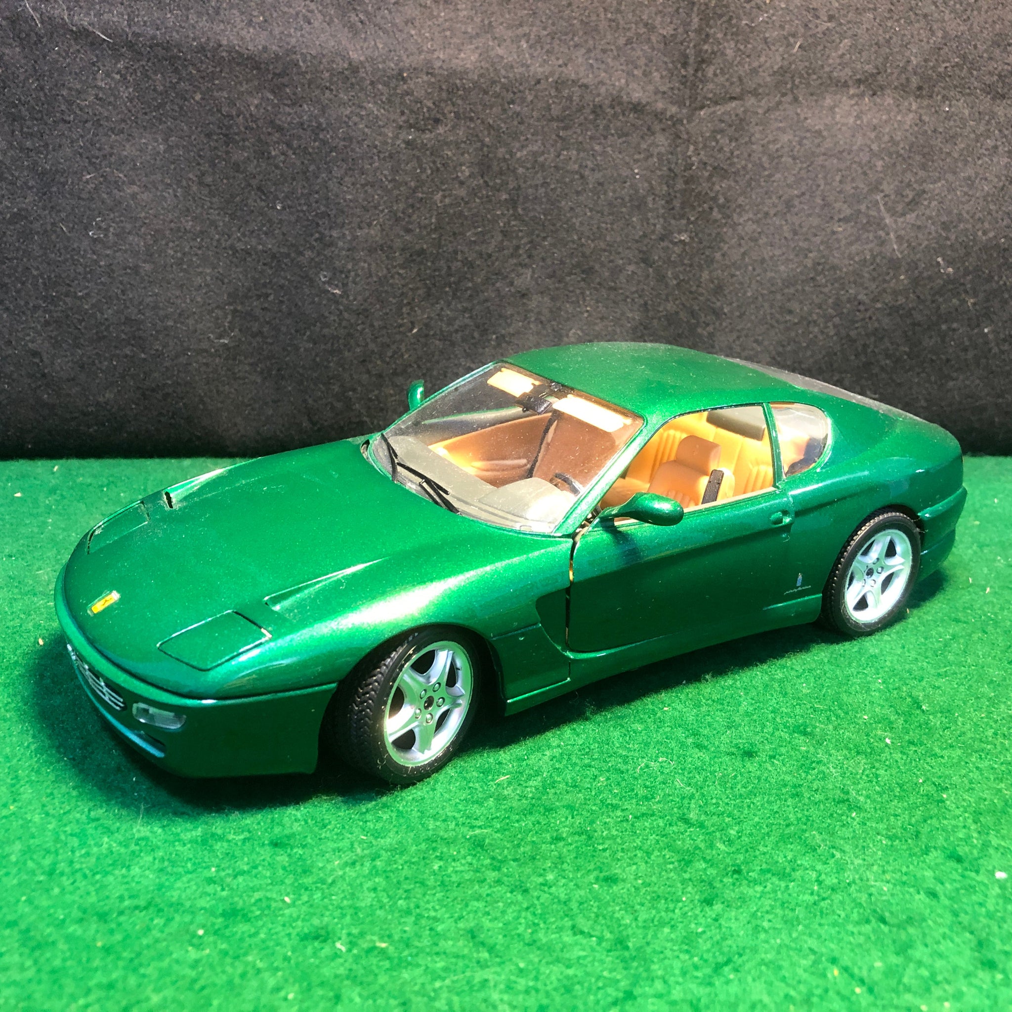 Ferrari 456 GT Metallic Green by BBurago 1:18 (3336)(No box)