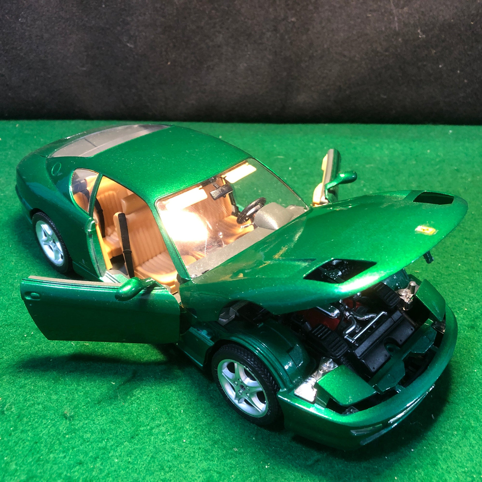 Ferrari 456 GT Metallic Green by BBurago 1:18 (3336)(No box)