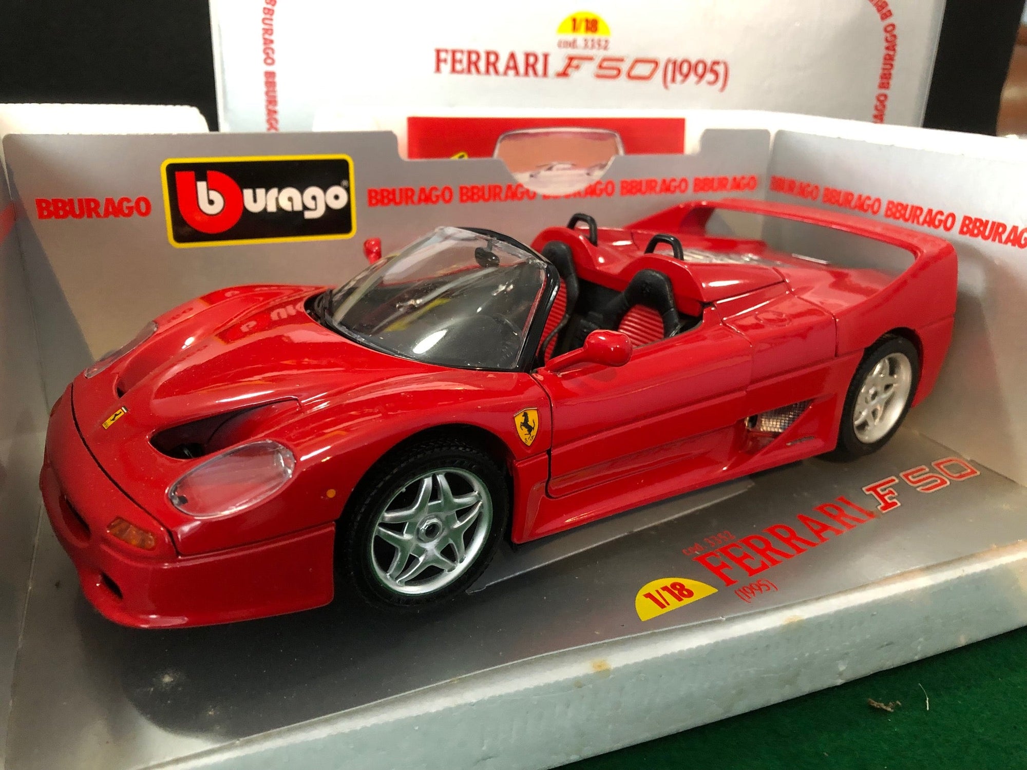 Ferrari F50 Spider Red by BBurago 1:18