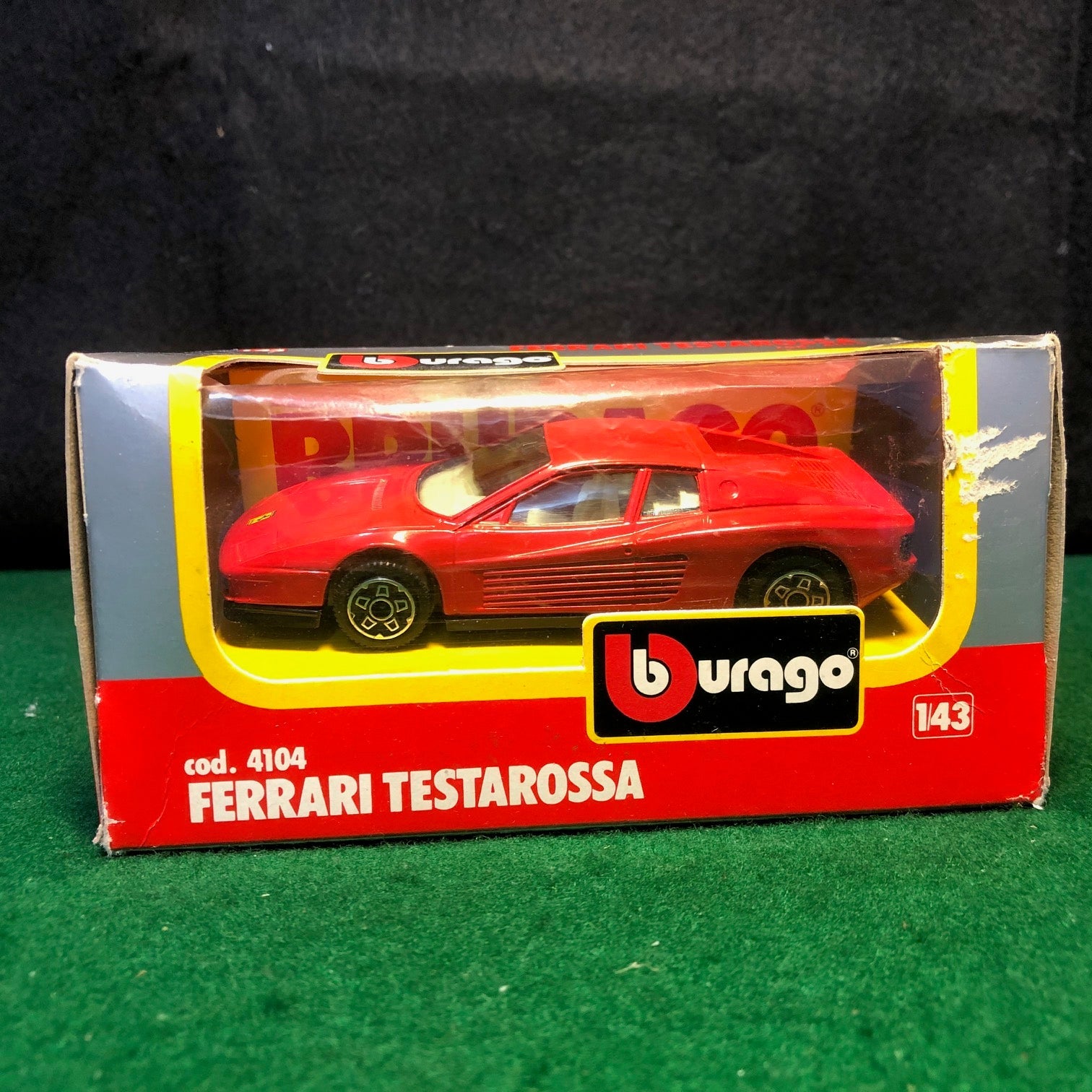 Ferrari Testarossa Red by BBurago 1:43 (4104)(S Bx)