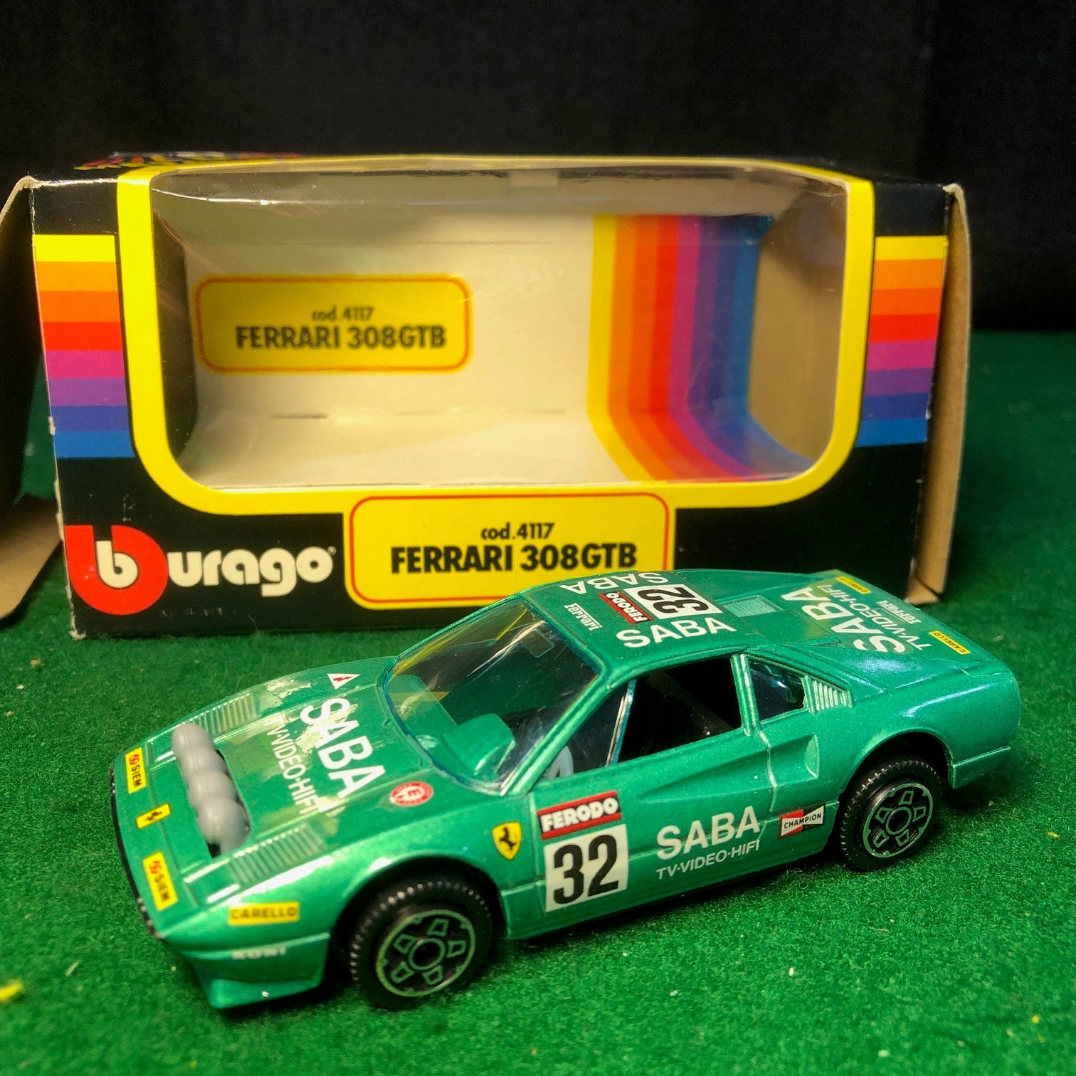Ferrari 308 GTB Rally N 32 Saba Green by BBurago 1:43 (4117)