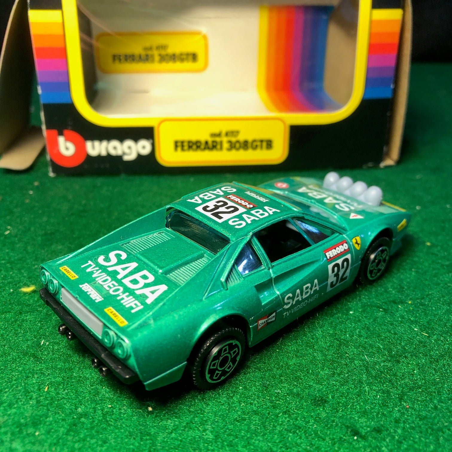 Ferrari 308 GTB Rally N 32 Saba Green by BBurago 1:43 (4117)