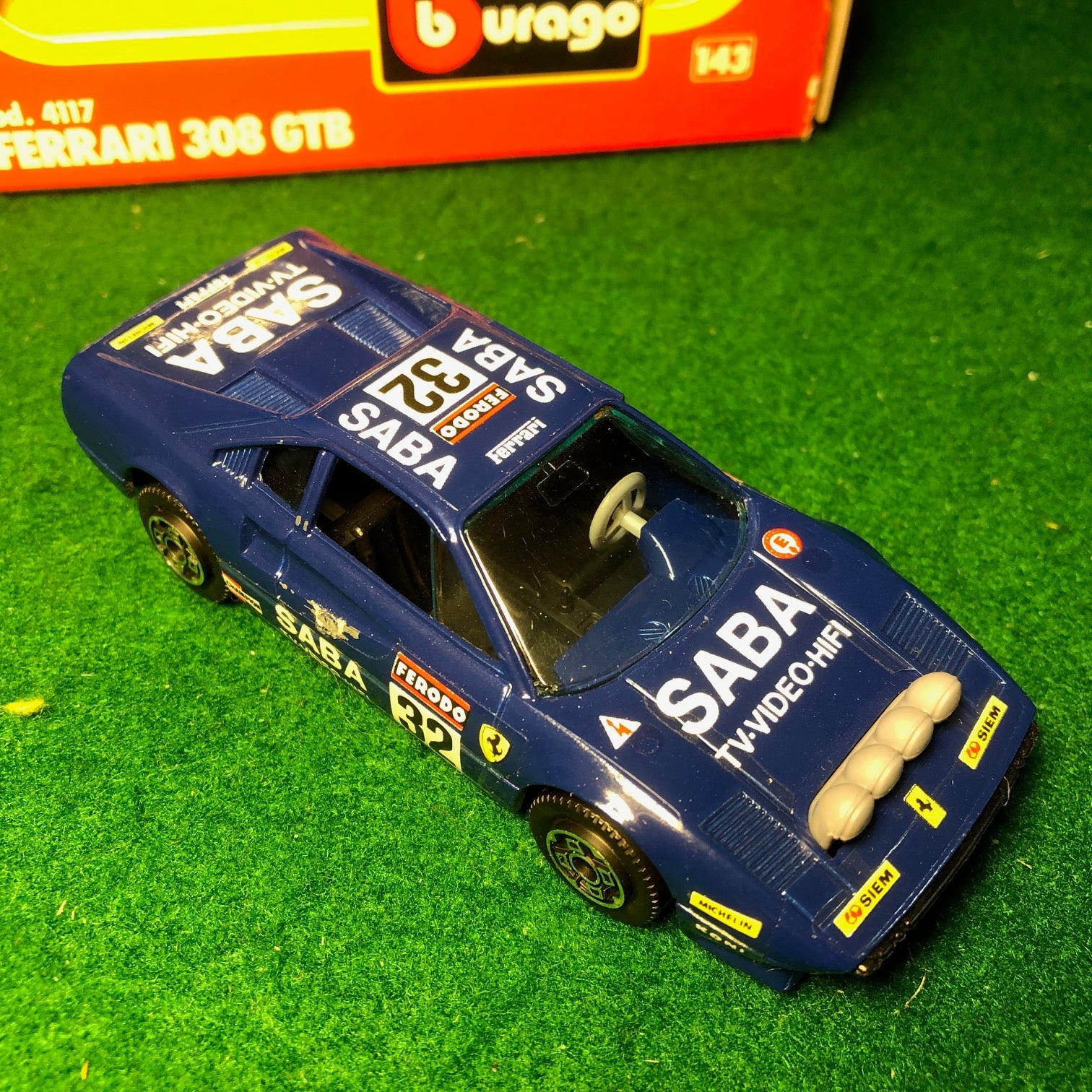 Ferrari 308 GTB Rally N 32 Saba Blue by BBurago 1:43 (4117)