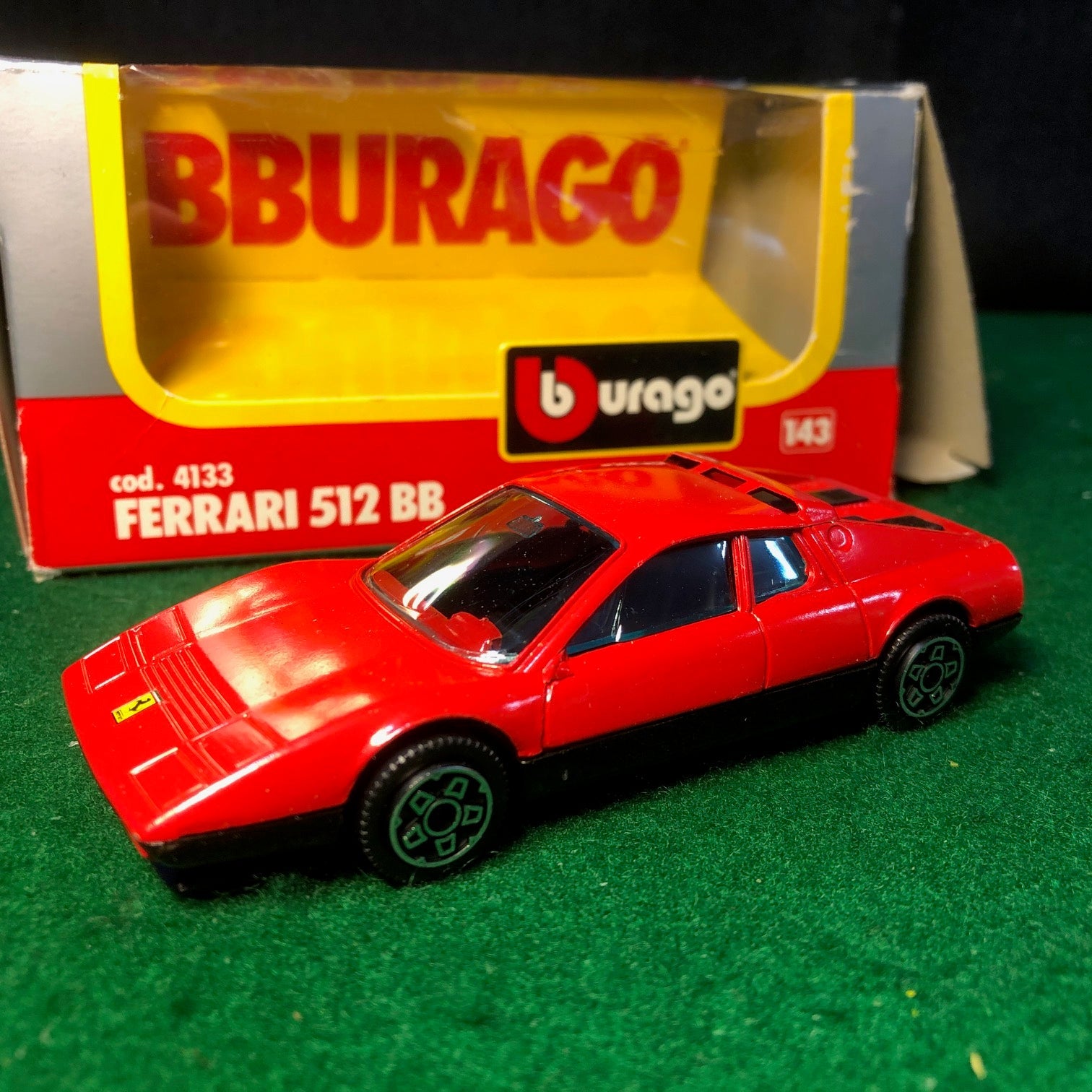 Ferrari 512 BB Red/Black by BBurago 1:43 (4133)