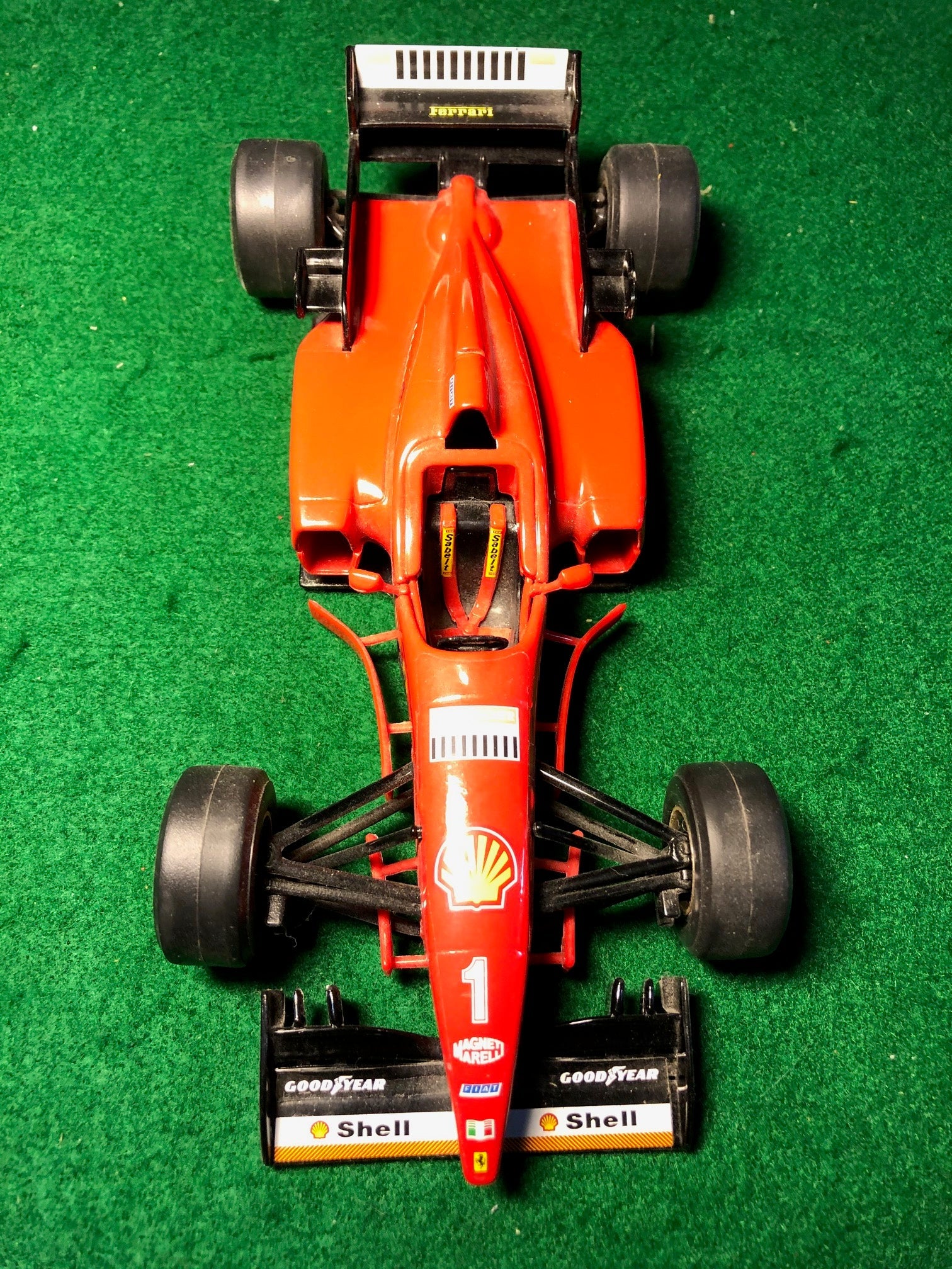 Ferrari F1 F310 Schumacher N 1 by BBurago 1:24 (6501)(No box)