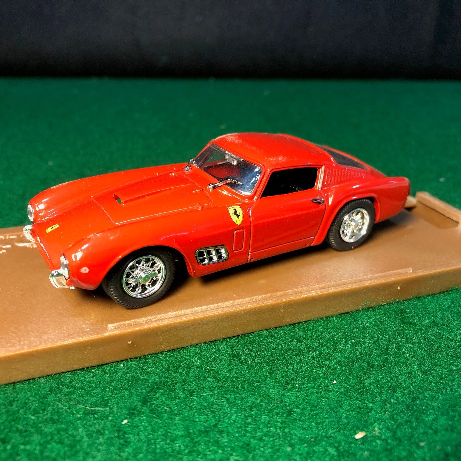 Ferrari 250 GT TdF Prova by Box Model 1:43 (8405)(DC)