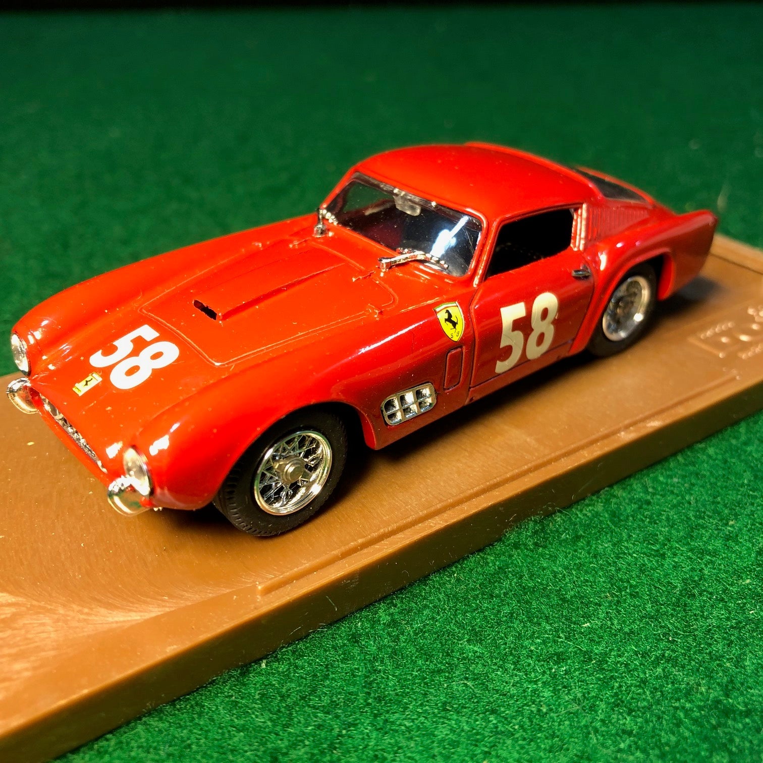 Ferrari 250 GT TdF N 58 Pau 1957 by Box Model 1:43 (8407)(DC)