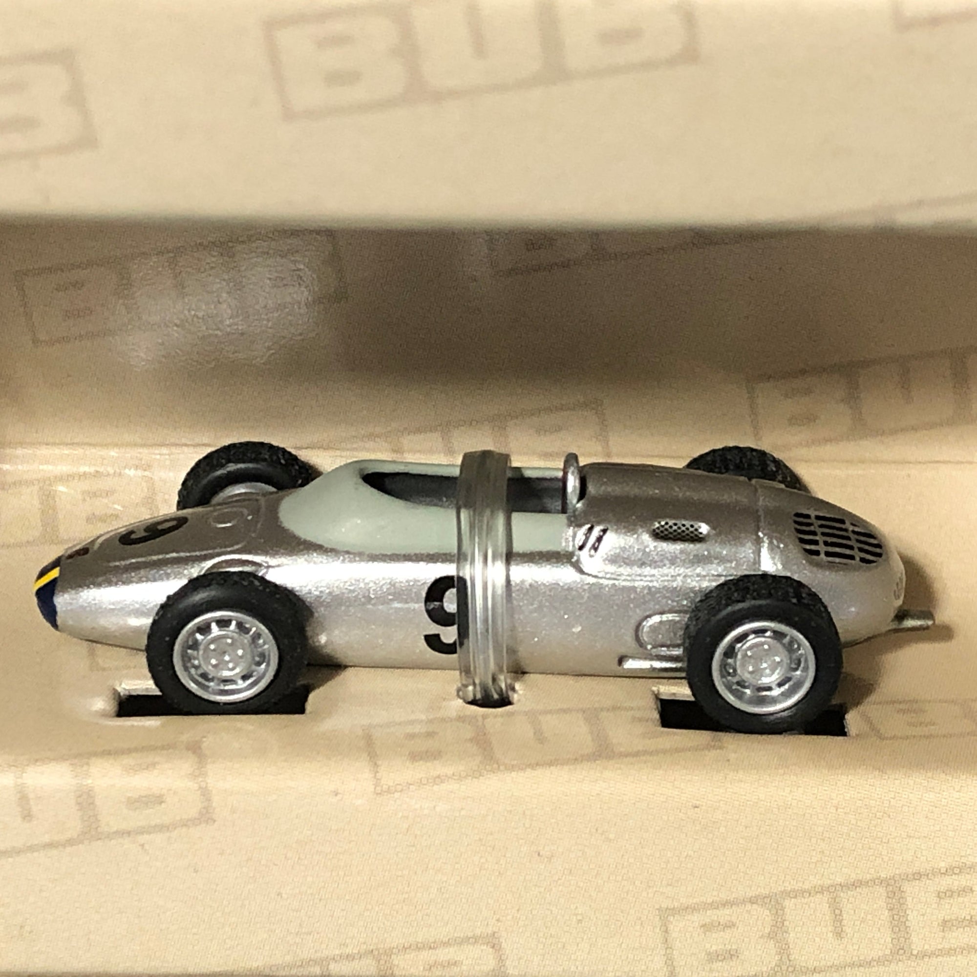 Porsche 718 1961 GP Solitude N 9 J Bonnier by Bub 1:87 (06226)(Ltd Ed)