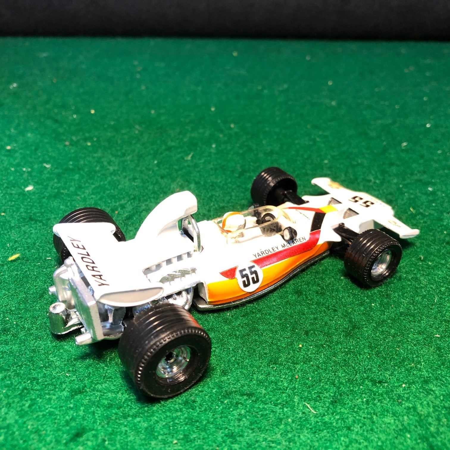 McLaren M19A Yardley N 55 1971 by Corgi Toys 1:36 (151)