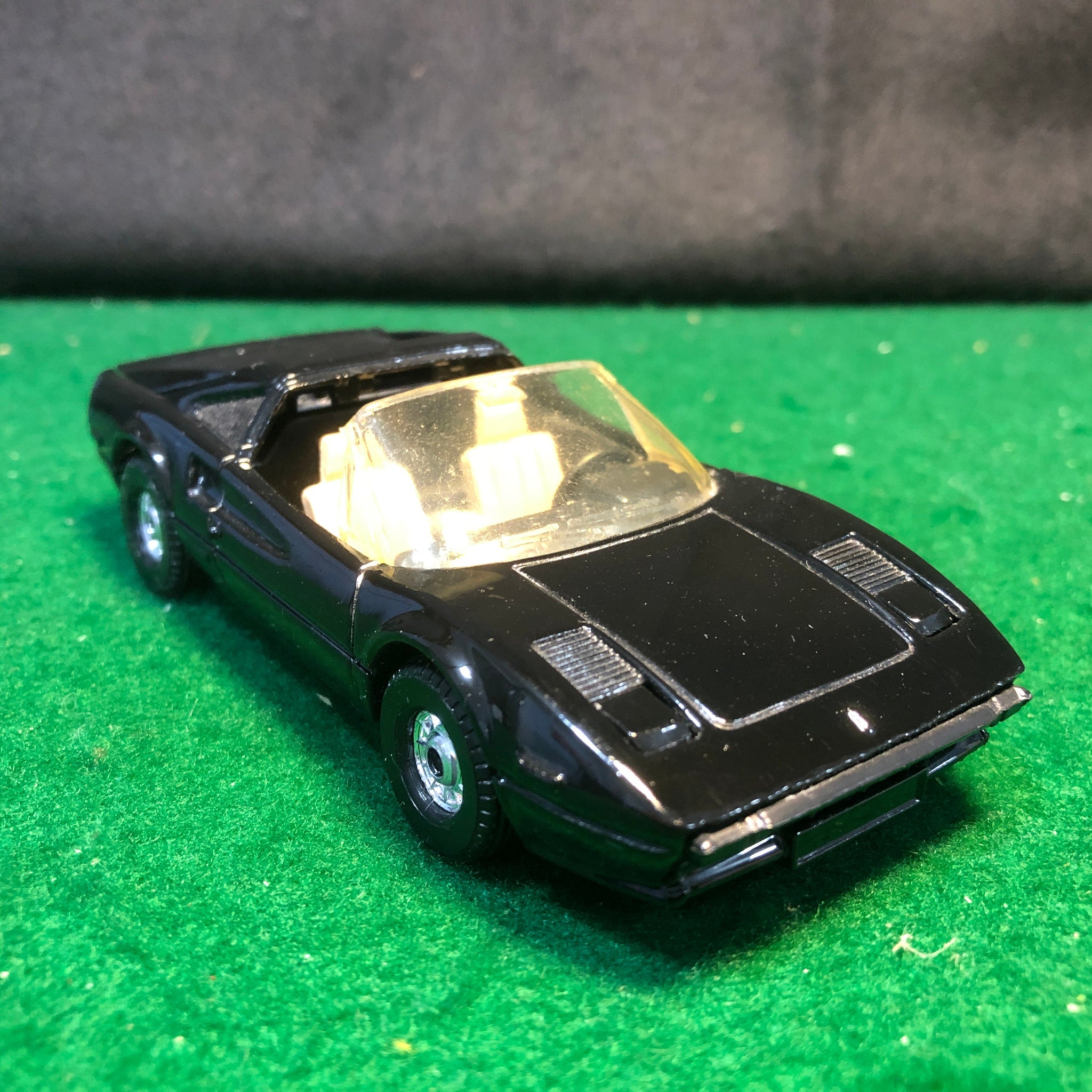 Ferrari 308 GTS Black by Corgi Toys 1:35 (378)(No box)