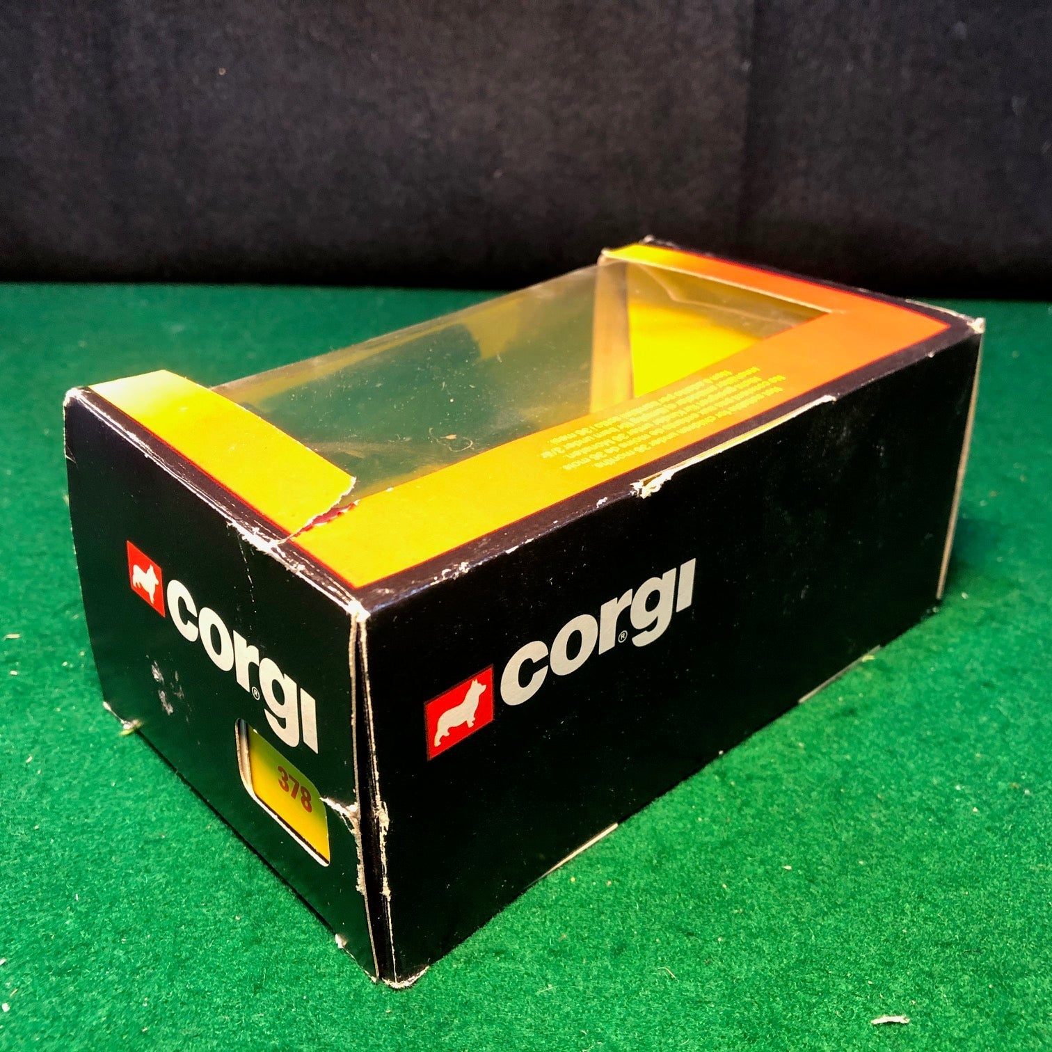 Ferrari 308 GTS Black by Corgi Toys 1:35 (378)