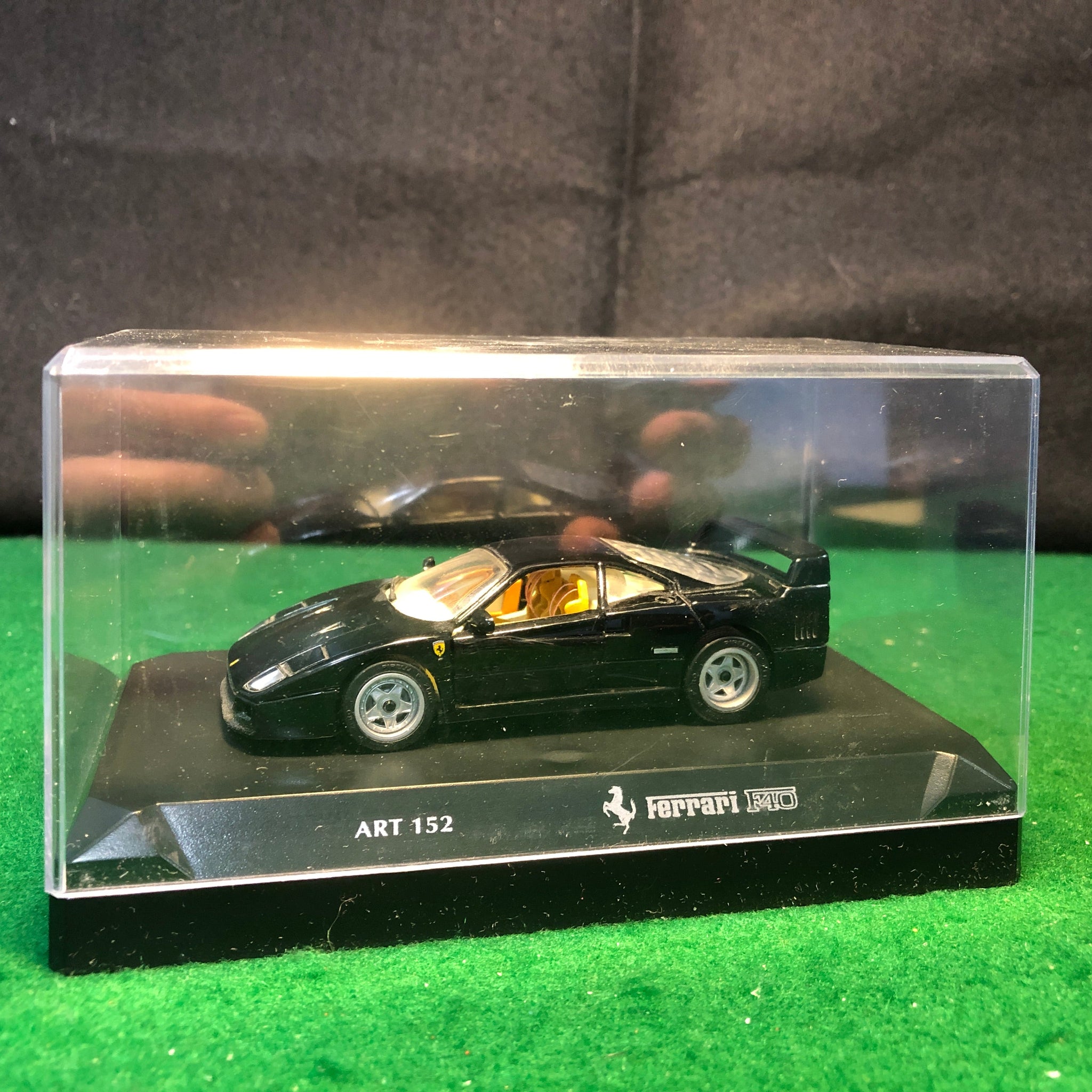 Ferrari F40 Metallic Black by DetailCars 1:43 (152)